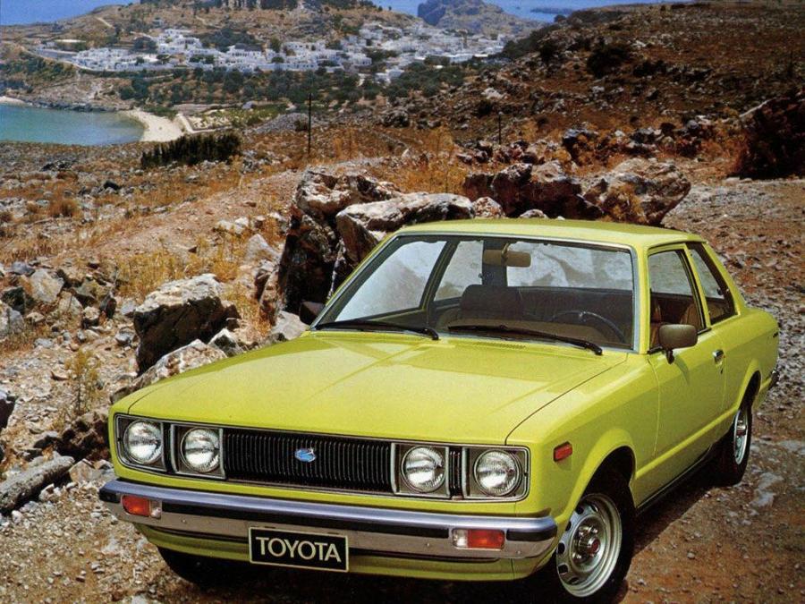  Toyota Carina 2-Door 1977 года  (фото 4 из 4)